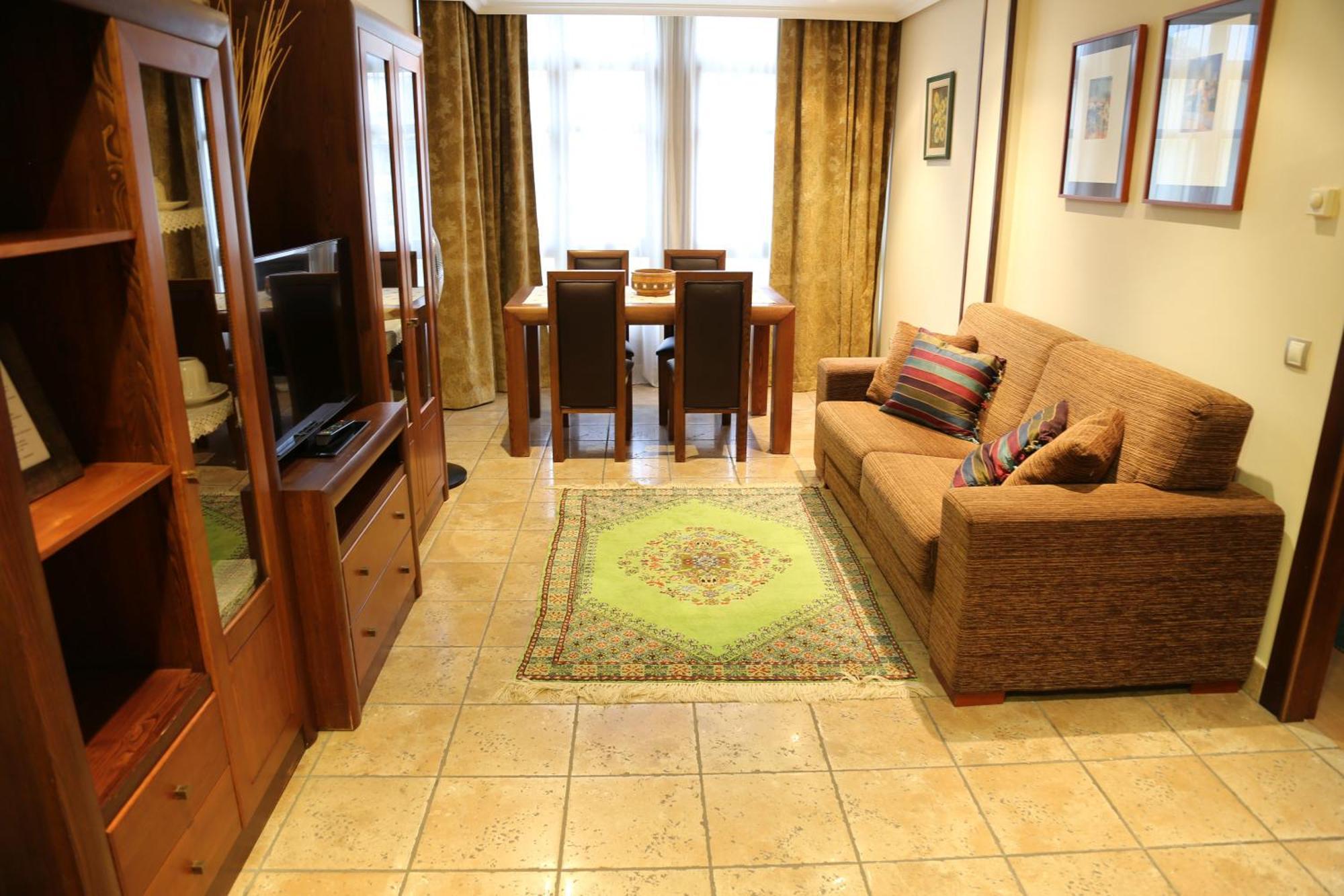 Apartamentos La Pontiga *** Infiesto Quarto foto