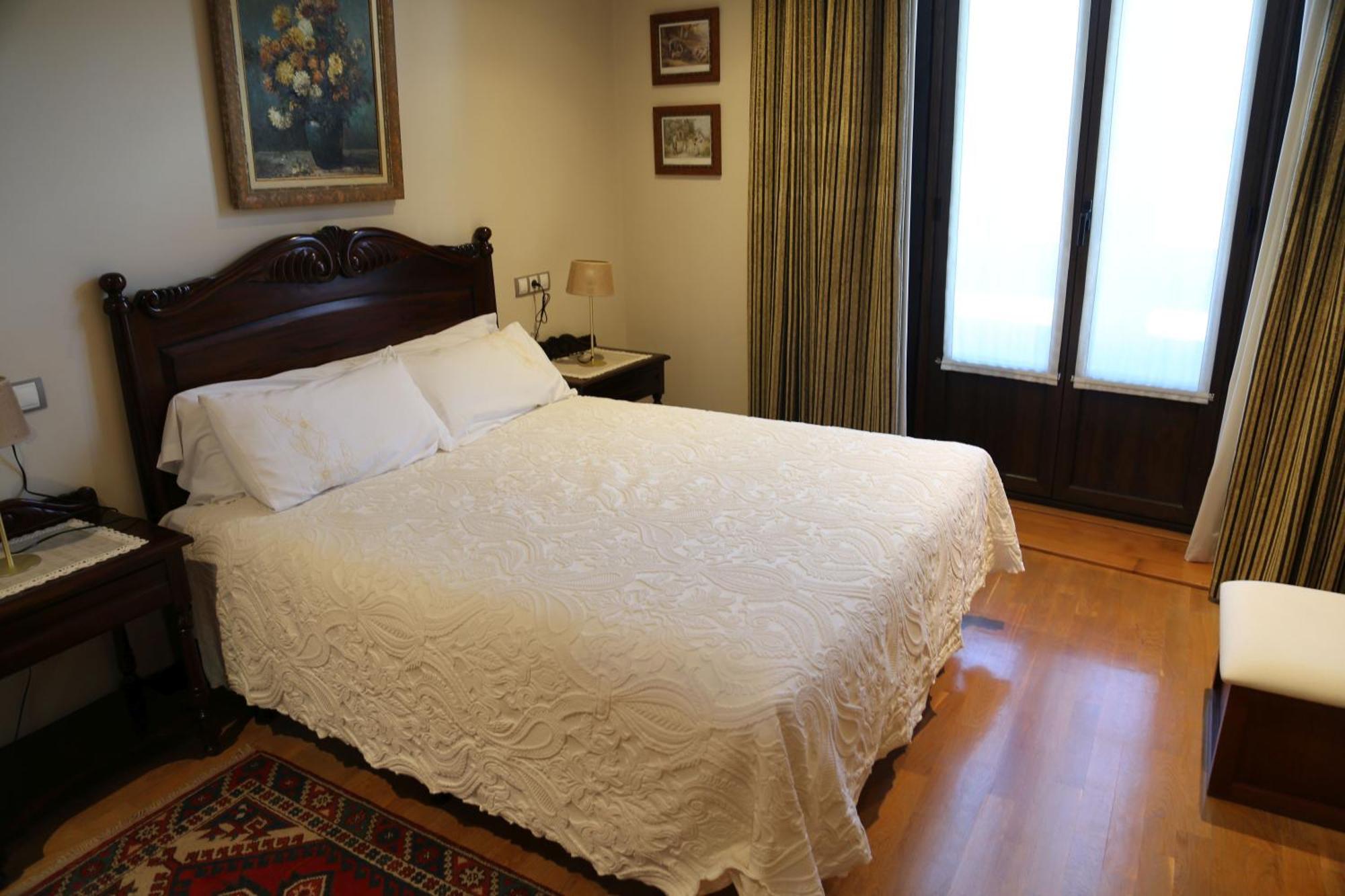 Apartamentos La Pontiga *** Infiesto Quarto foto